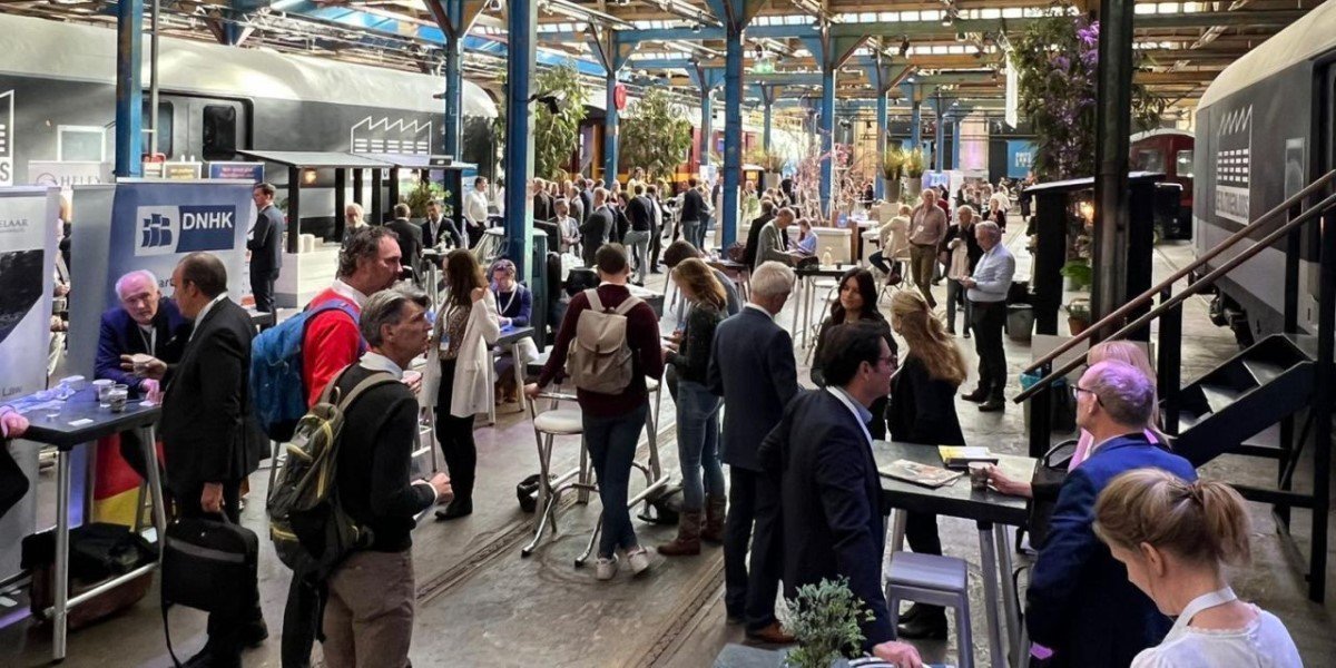 zakelijk-event-duitslanddag-hal